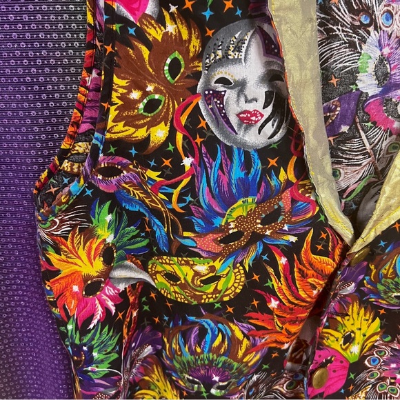 Forum Novelties Inc. funky masquerade jester masks vest - Picture 2 of 6